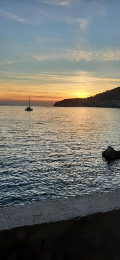 Ana Apartmani Sveti Stefan Eksteriør billede