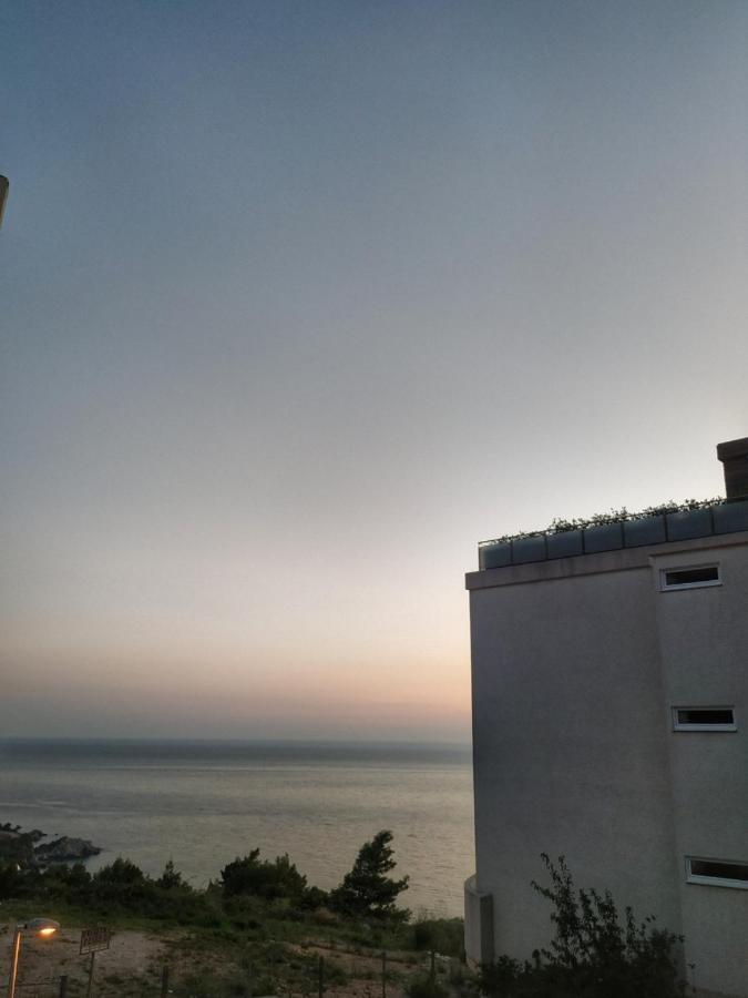 Ana Apartmani Sveti Stefan Eksteriør billede