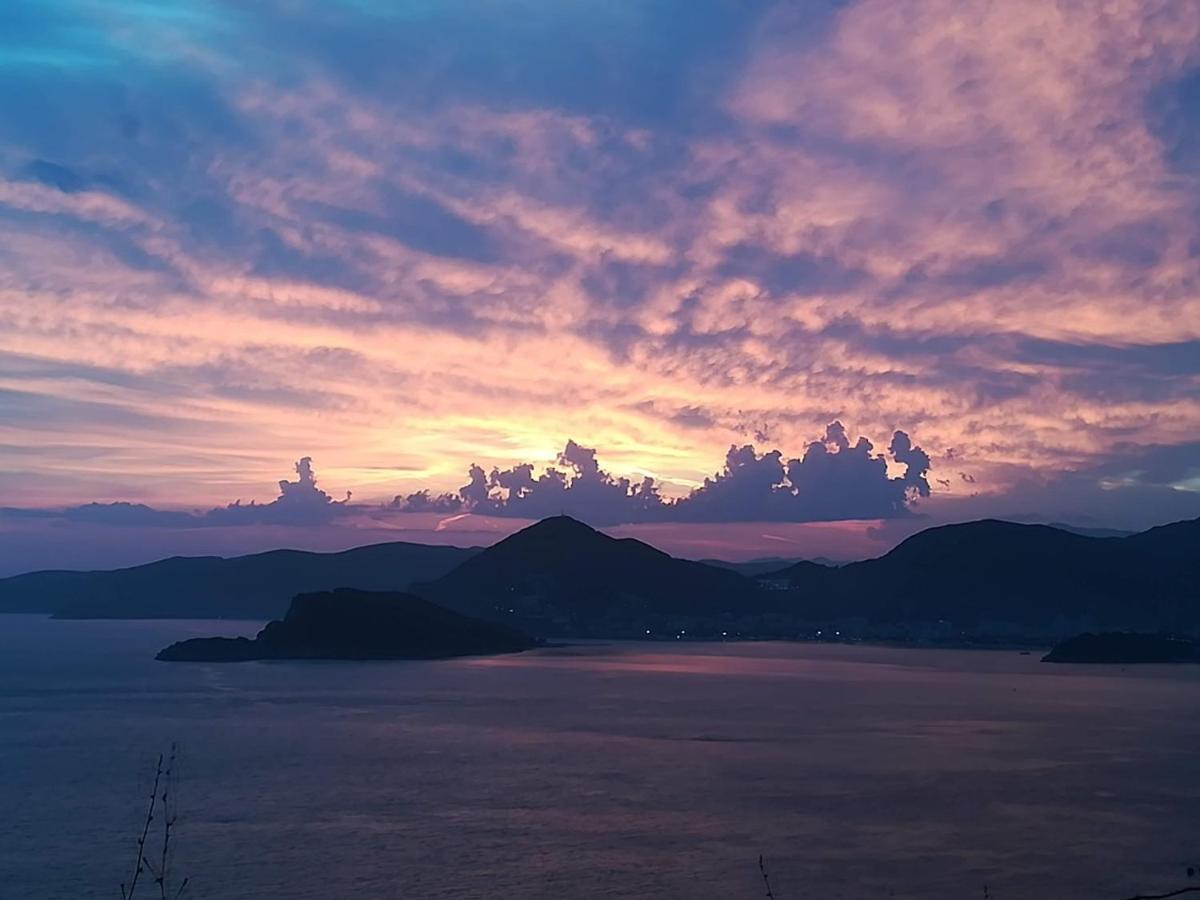 Ana Apartmani Sveti Stefan Eksteriør billede